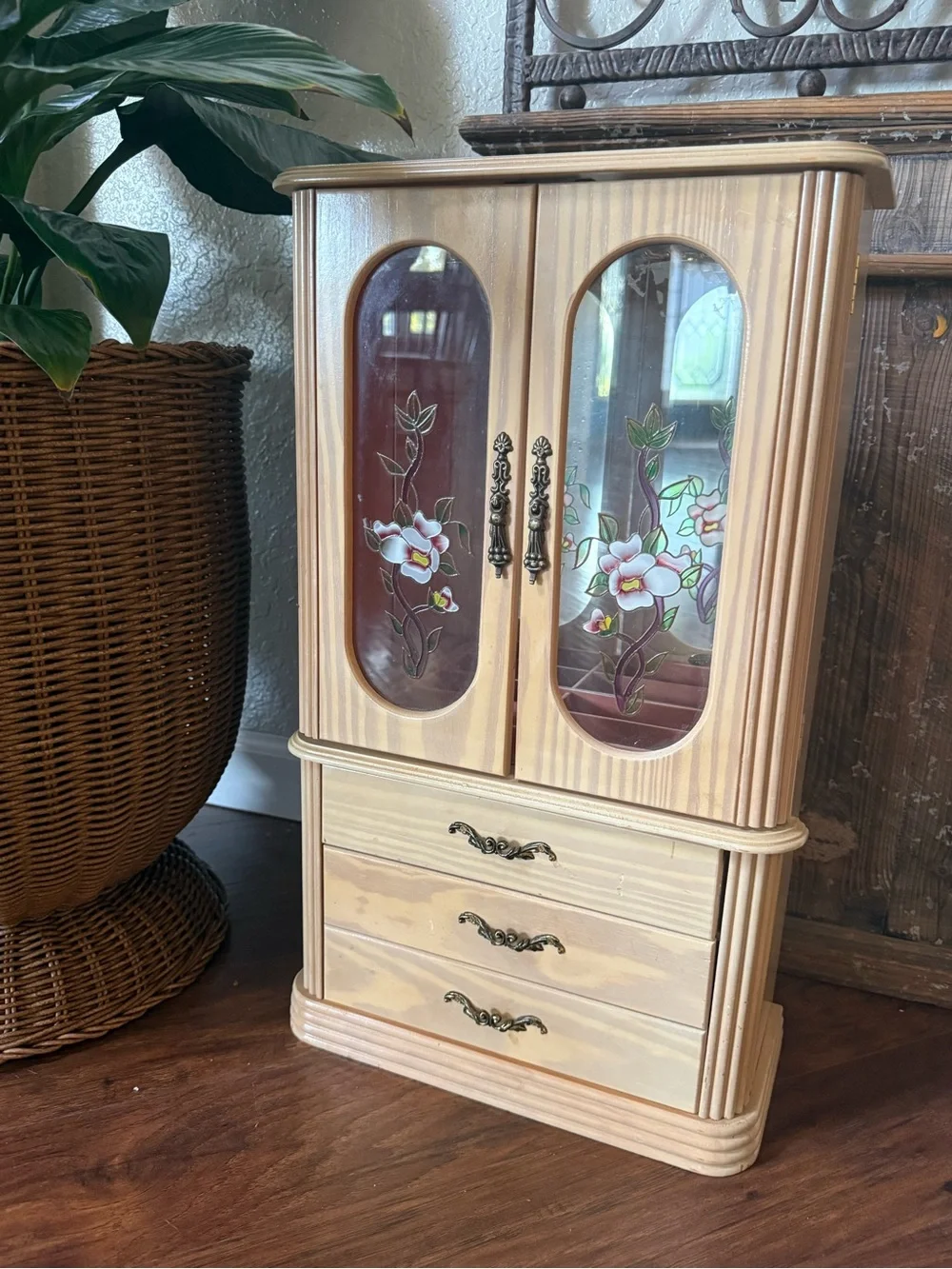 N/A vintage tabletop